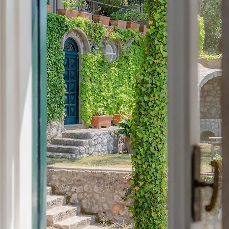 Orizzonte By Elite * Capri